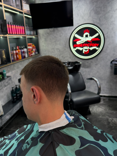 Fade Factory, 05