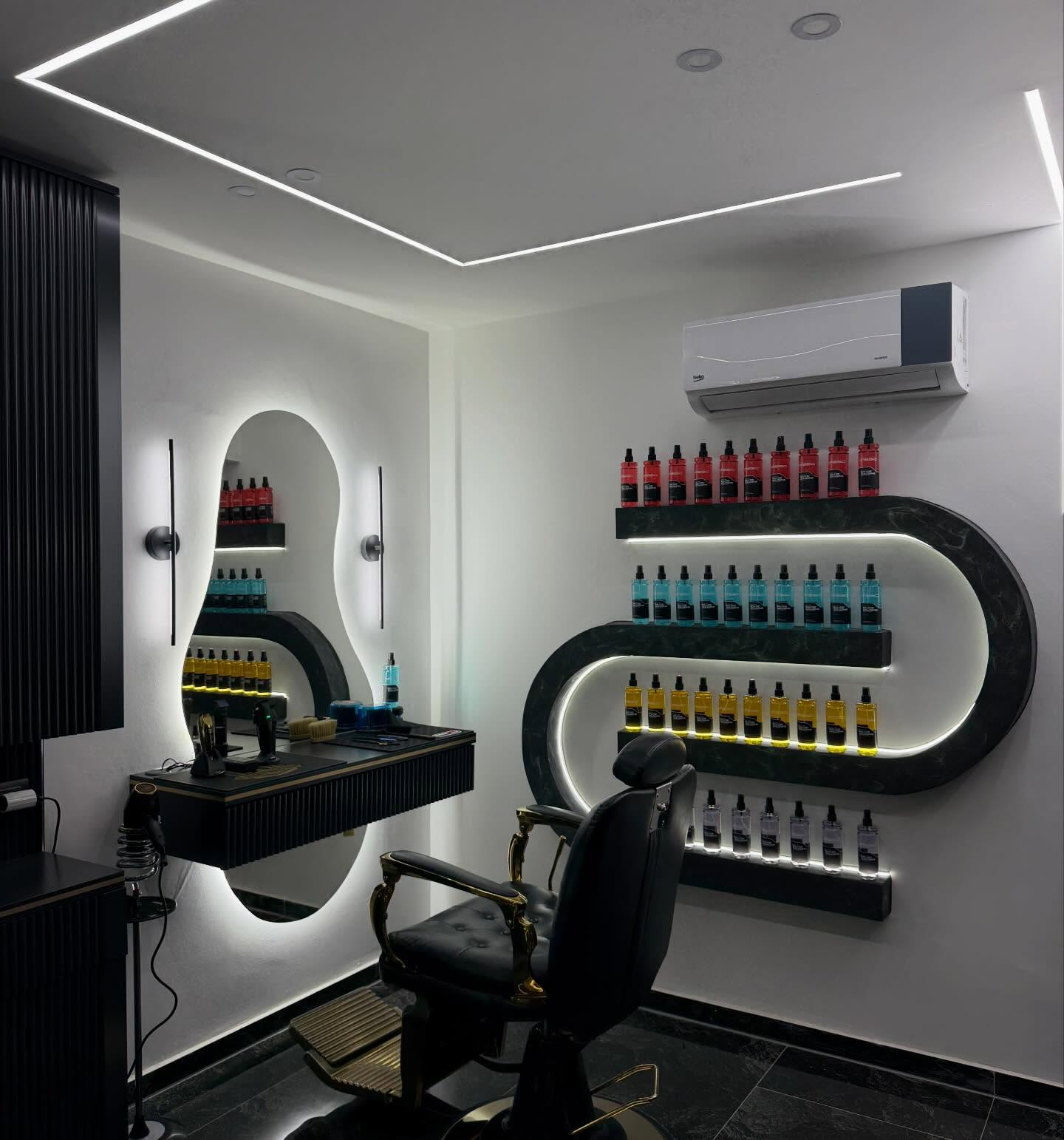 Fade Factory, 23
